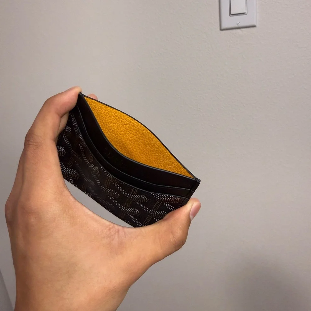 Black and Brown “Goyard” Cardholder - Picture 4 of 5
